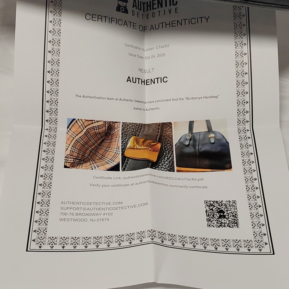 Authentic Vintage Burberry Plaid Interior Handbag With COA - Picture 14 of 15